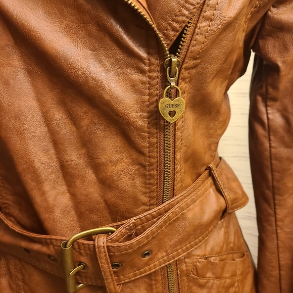 🔥GUESS Moto Biker Bomber Faux Leather Belted Jacket ~ Cognac Color Size Medium - Picture 4 of 6